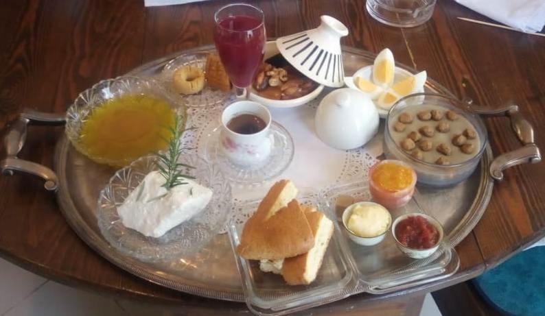 مبيت وإفطار المرسى Dar Esma المظهر الخارجي الصورة